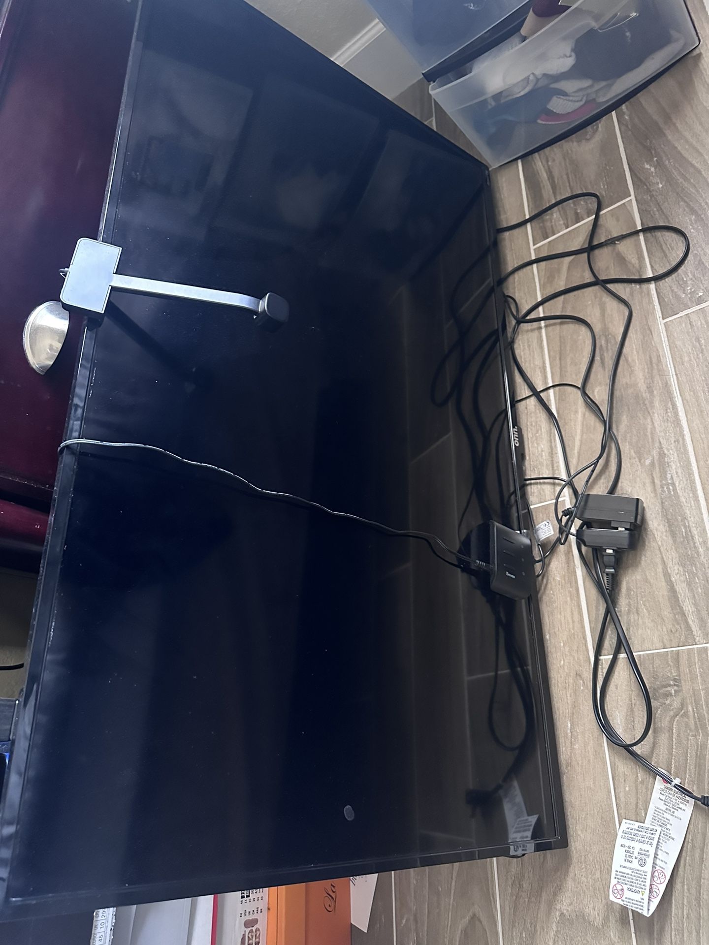 Roku 43inch TV With LED Lights