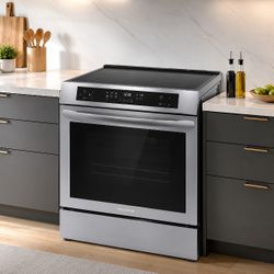 Frigidaire 30" Front Control Electric Range with Fan Convection Bake, EvenTemp Technology, 5.3 Cu. Ft. Oven, 5-Element Ceramic Glass Cooktop, Stainles
