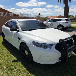 2016 Ford Taurus