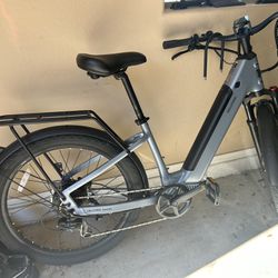 Velotric Electric Bike (Charger & Tool Kit included)