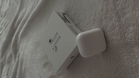 Apple AirPods