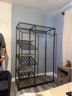 Clothing rack