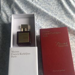 Cologne Baccarat Rouge 540