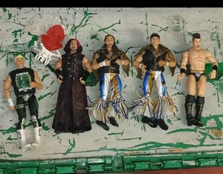 26 Wrestling Action Figures