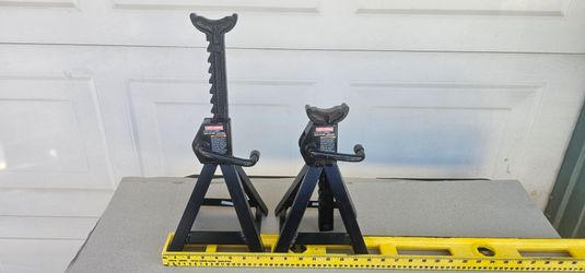 Craftsman 2 1/4 ton jack stands