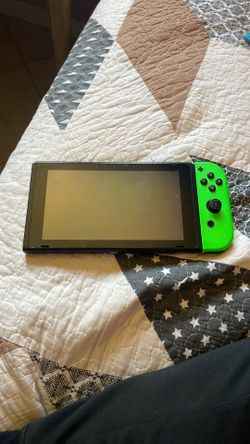 Nintendo Switch 1 with one controller