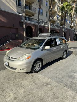 2008 Toyota Sienna