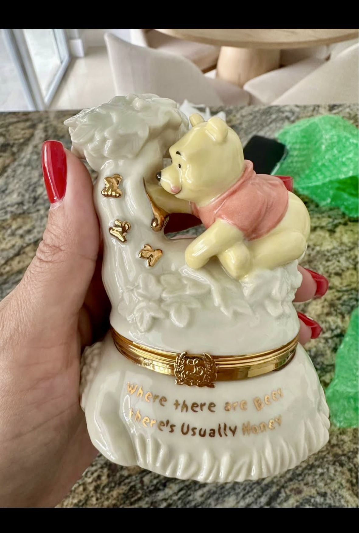 Lenox Disney Pooh's Treasure of Honey Trinket Box with Charm