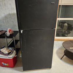 Full Size Refrigerator 