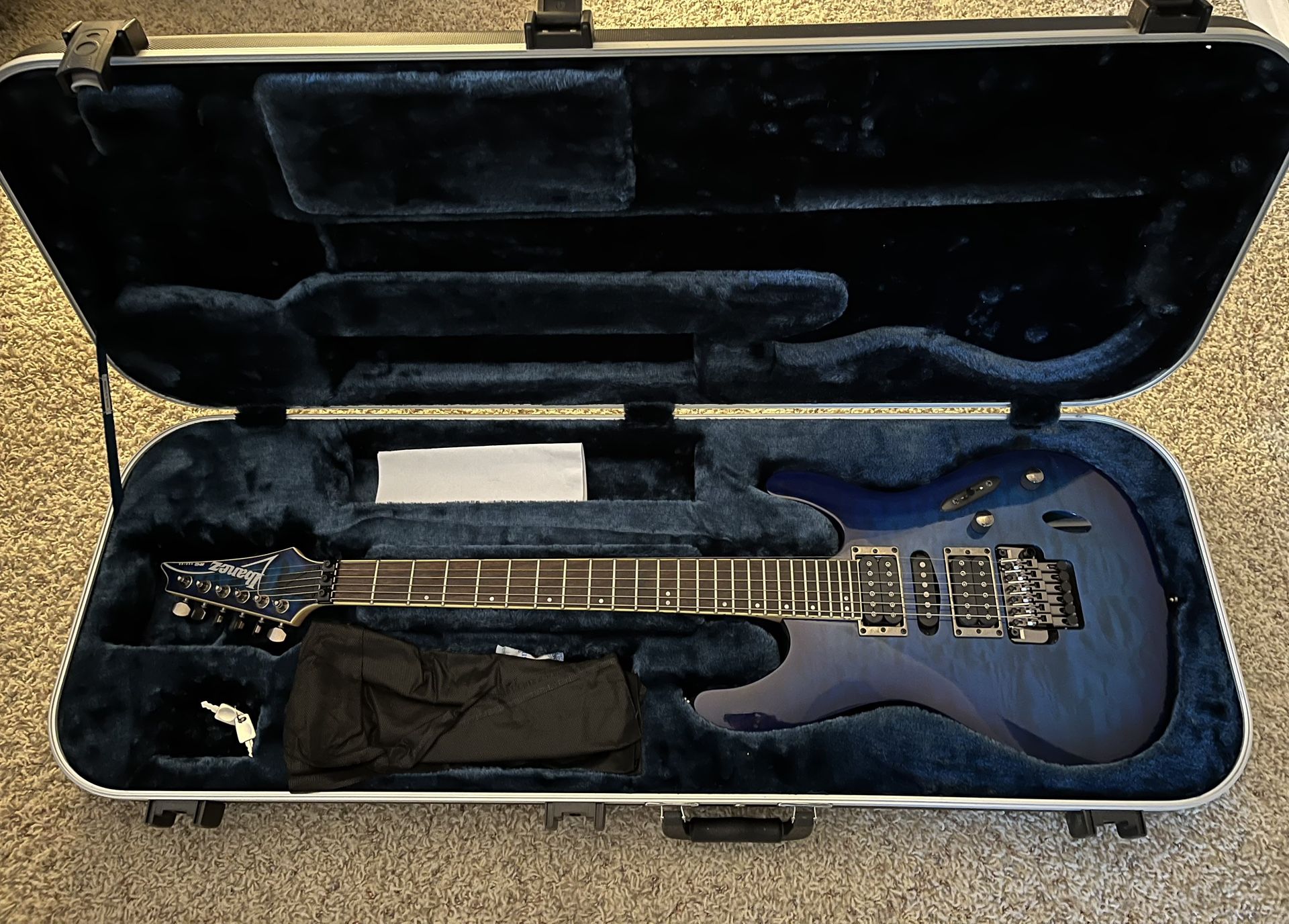 New Ibanez S670 QM, Deep Sapphire With Roadie Hard Case