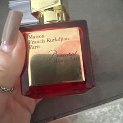 Baccarat Rouge 540 Perfume – Elegant Fragrance for Him & Her