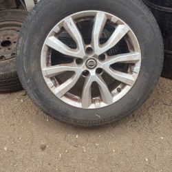 Nissan Pick Up   Wheel