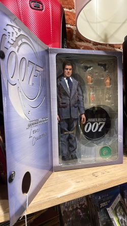 James Bond Action Figure 