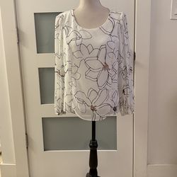 White floral print blouse, Printed Pleated-Sleeve Blouse" by Alfani, an exclusive line at Macy's. Size M