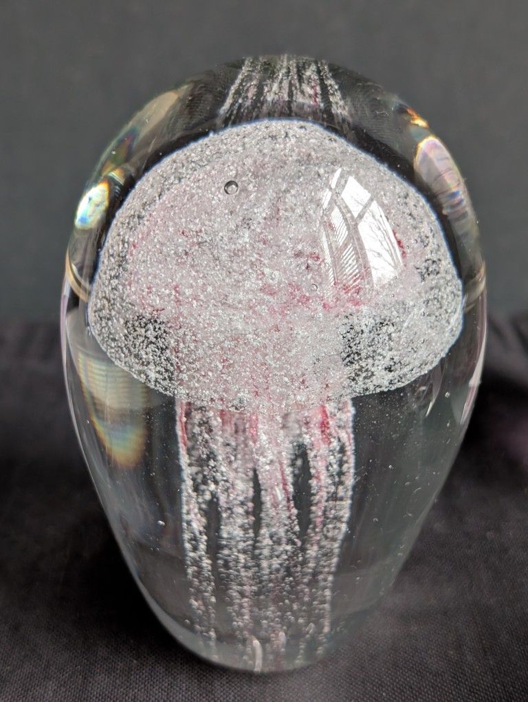 One Art Glass Glow in The Dark Jellyfish Paperweight A.