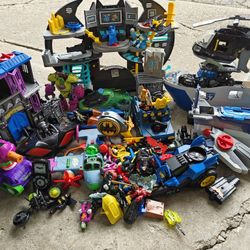 DC Little Heroes 