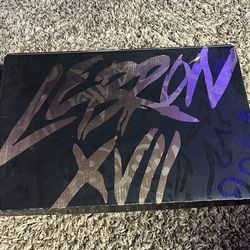 LEBRON XVII LOW SHOES Size 8 1/2 MENS