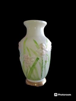 10 Inch Ceramic Embossed Gold Trim Vase