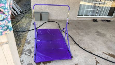 Gymnastics bar