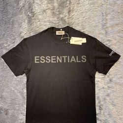 Fear Of God ESSENTIALS  tshirt  Nwt