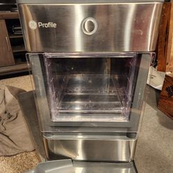 GE Opal Nugget Ice Maker