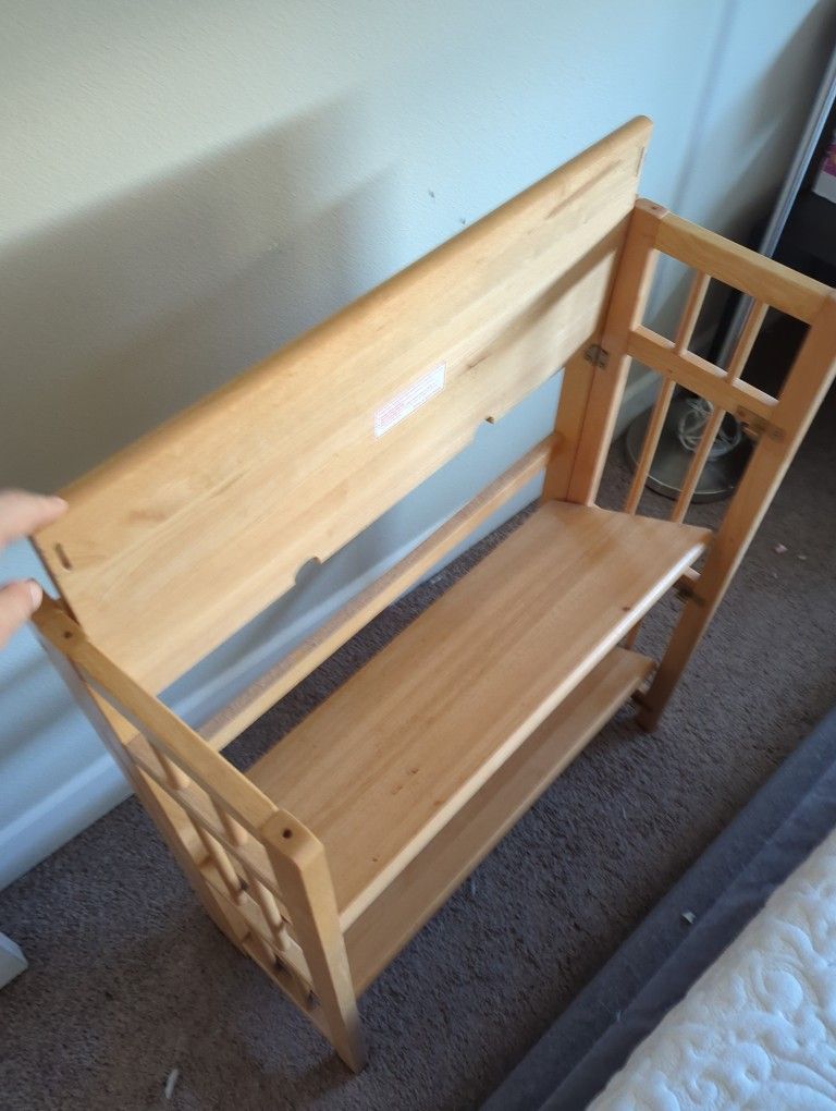 Collapsible Solid Wood Shelf