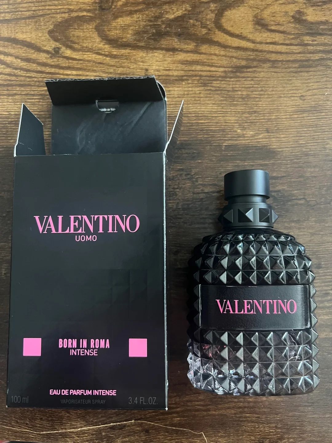 Valentino Born in Roma Uomo Intense – 3.4oz (100ml)