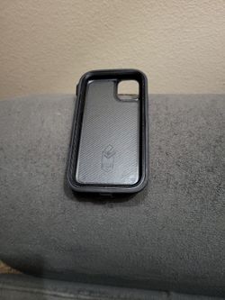 Otter Box I Phone 11 Case!Best Offer. GREAT CONDITION W MAGNETIC ATTACHMENT.