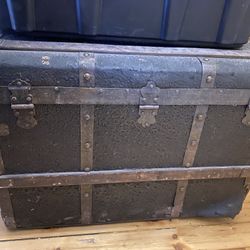 Antique 1900s Edwardian Steamer Trunk
