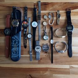 Lot of 17 watches