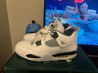 Jordan 4 Retro "Oxidized Green" - Size 9.5 w/ Box