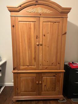 Armoire cabinet