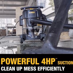 DeWalt Portable Wet/Dry Vacuum