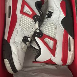 Air Jordan 4 Retro