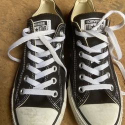 Black Converse 