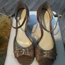 Ann Taylor Size 10 Brown Open Toe Heels 
