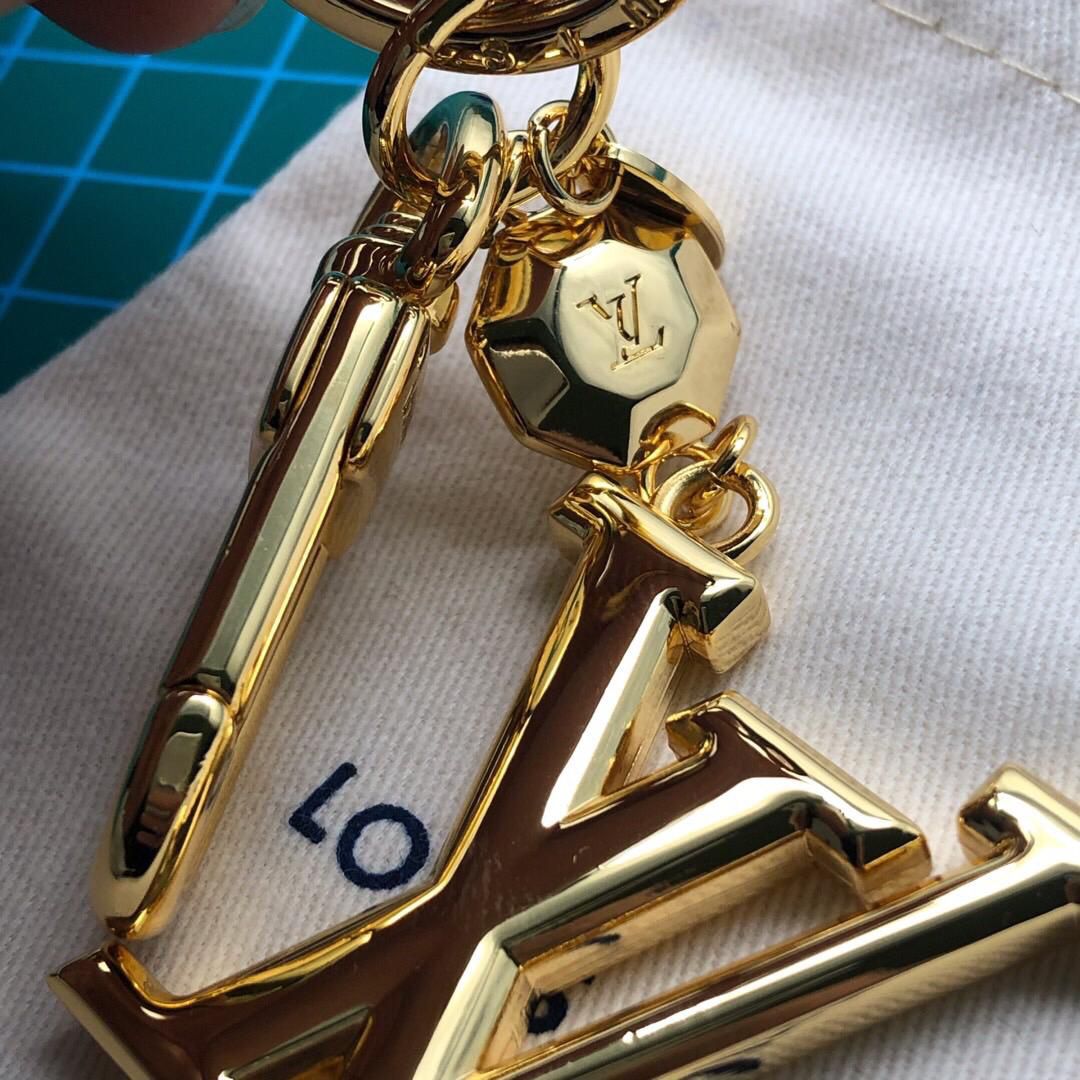 Authentic New Louis Vuitton LV Gold Facettes Bag Charm Key
