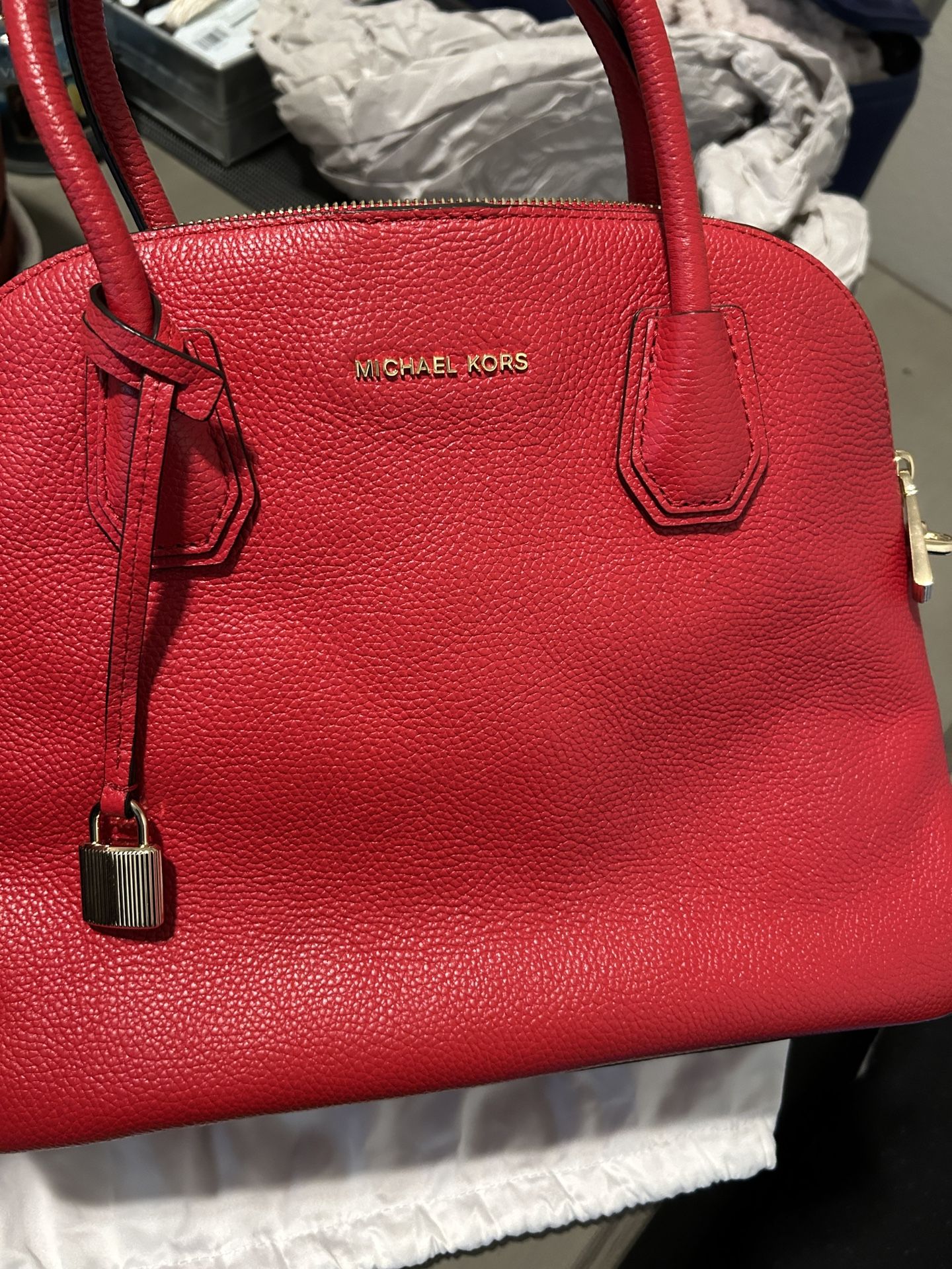 GIFT!!! Michael Kors Red Handbag Like New