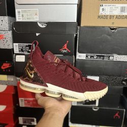 LeBron 16 King size 12 USED But Clean 