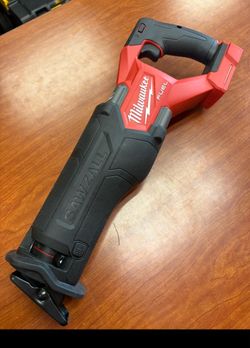 Milwaukee new saw Zall M18 fuel