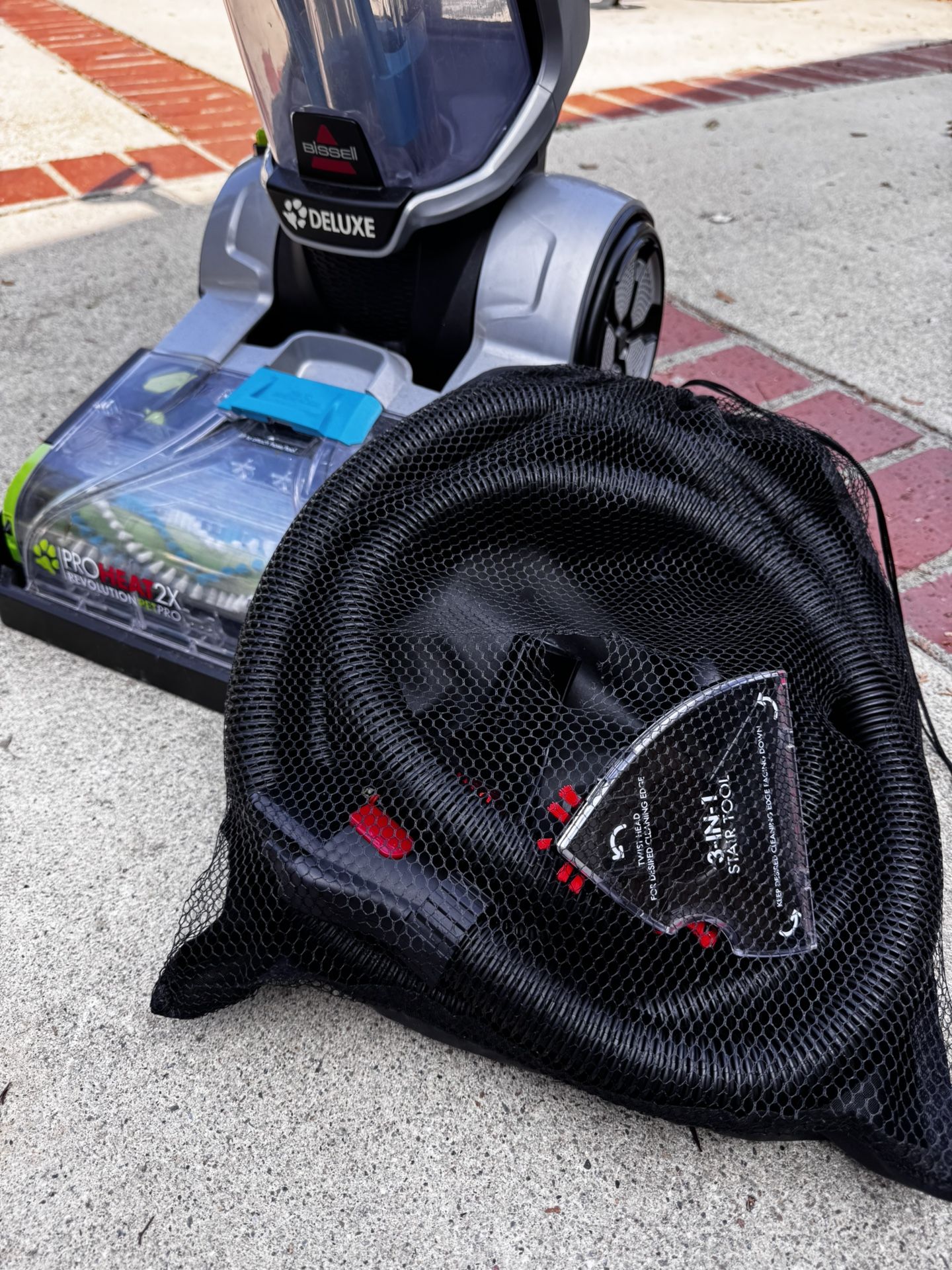Bissell ProHeat 2X Revolution Pet Pro Plus Carpet Cleaner
