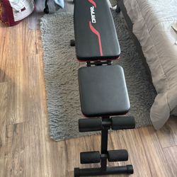 Weight Bench 