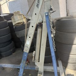Engine Lifter