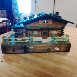 Vintage jewelry box with jewelry
