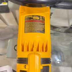Heavy Duty Large Angle Grinder.Brand new   Molino de gran angular de alta resistencia. Nuevo de fábrica