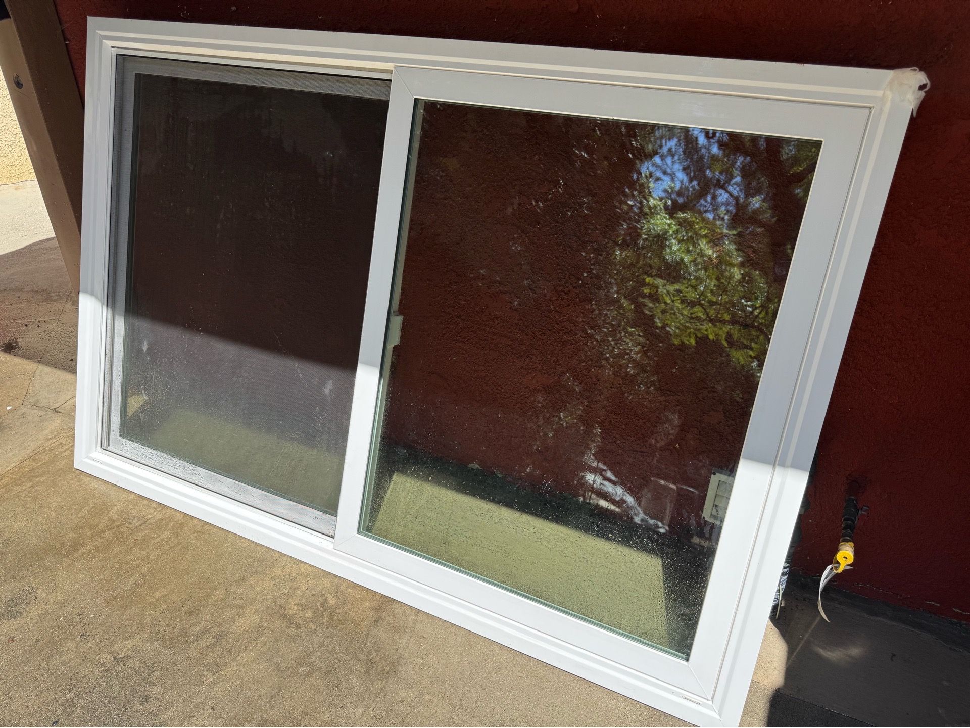 Milgard vinyl window 70.5” x 45.375” for Sale in Fullerton, CA - OfferUp