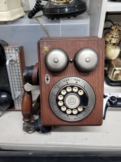 Antique phone
