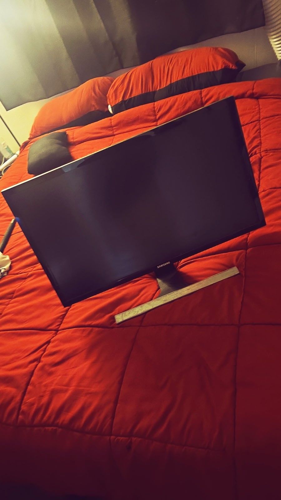 4k 32 Inch SAMSUNG Monitor