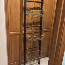 Ladder With Baskets