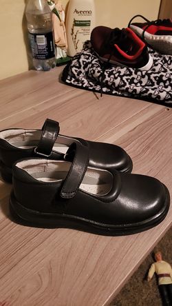 JJ SCHOOLzapatos negros de niña size 11 1/2